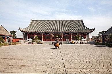 赛博朋克游戏《故障朋克》8月12日抢先体验 游戏受《GTA2》启发